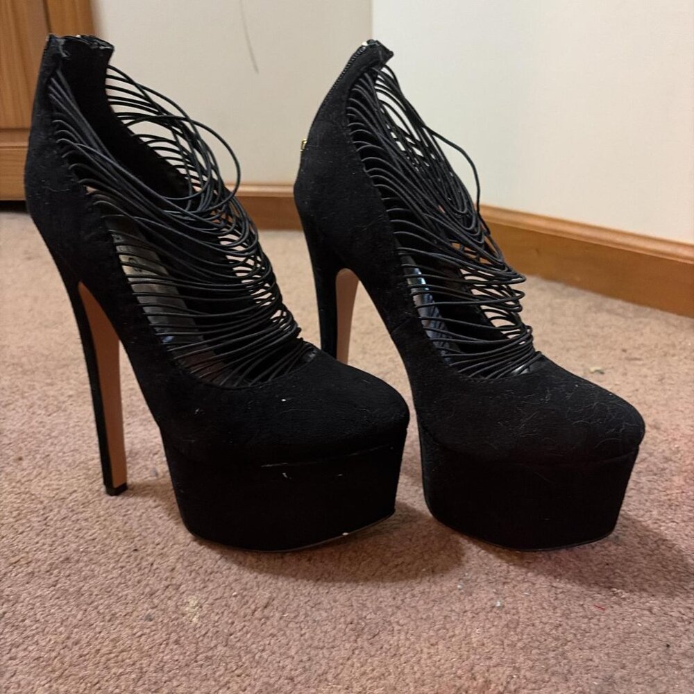 Bebe Women's Black Courts